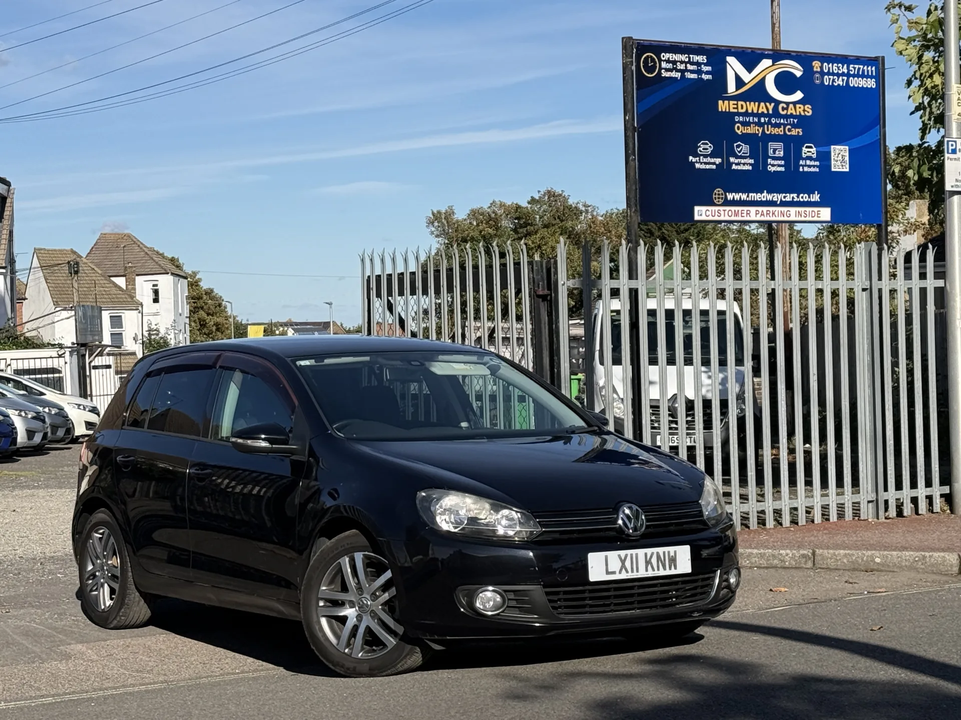 2011 VOLKSWAGEN GOLF